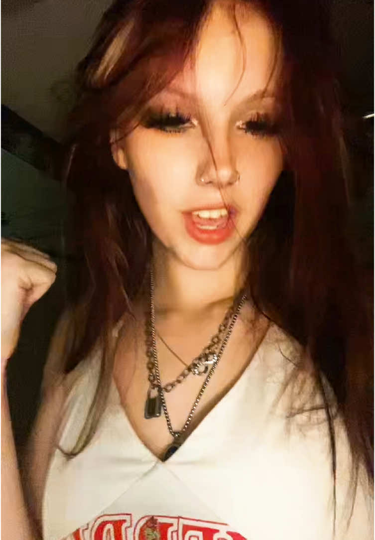 @kt 𖣂