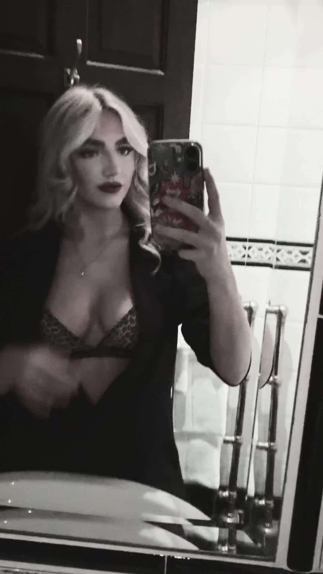 @mollyyyy