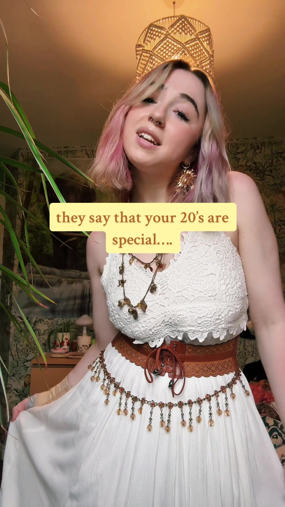 @thistrippyhippie &bull; evie meg