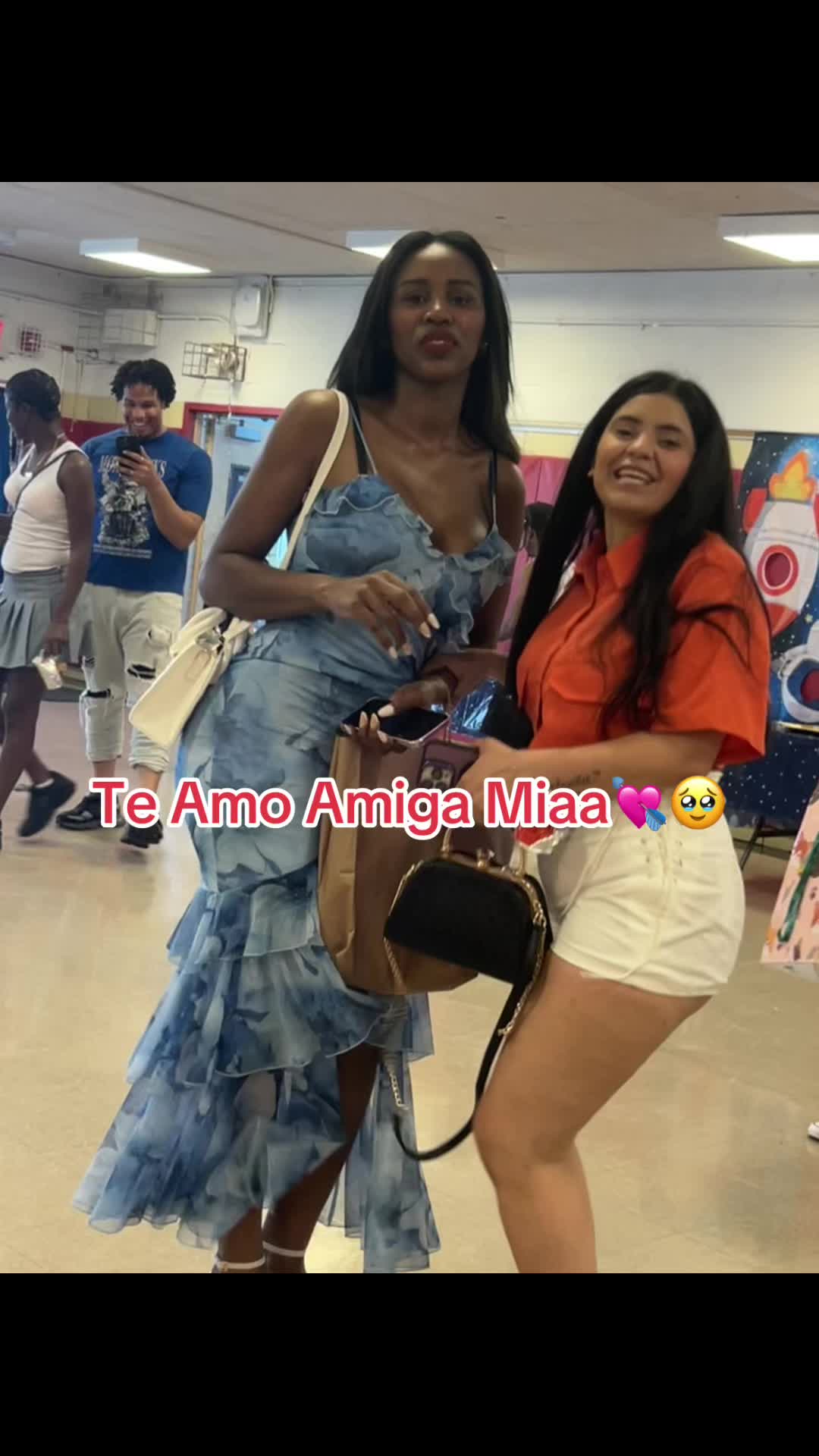 @🐛🦋❤️&zwj;🩹🤞🏼👑💋💄