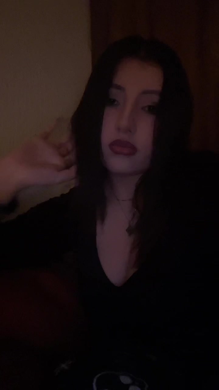 @༺☆༻