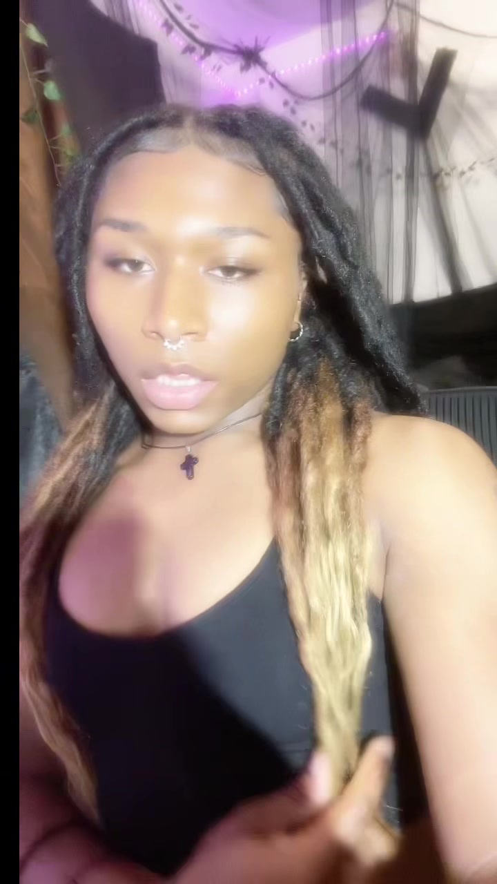 @venusfever_
