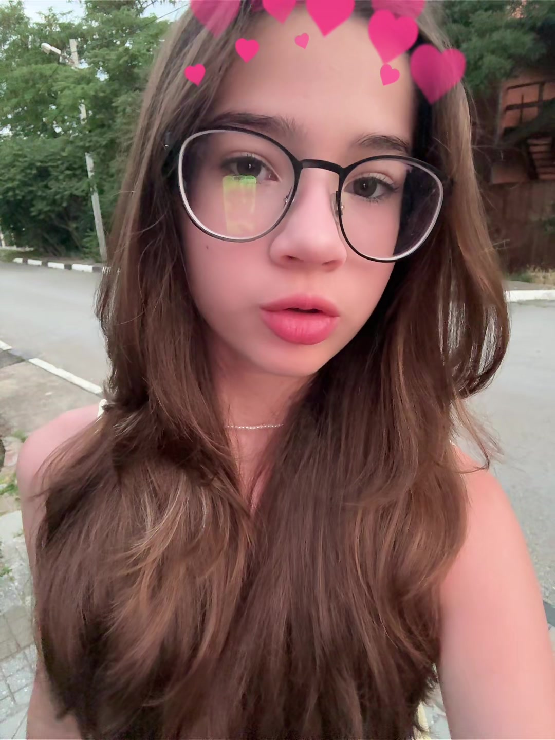 @Yaniixx_00