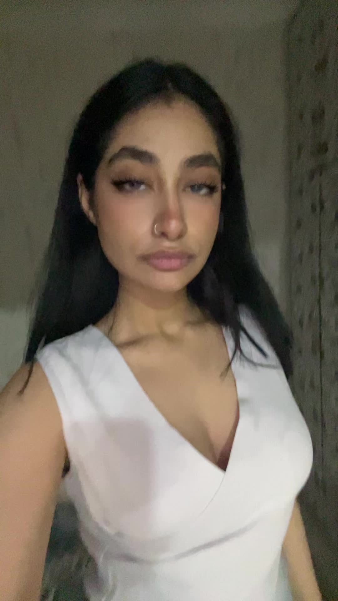 @Donyaaaa