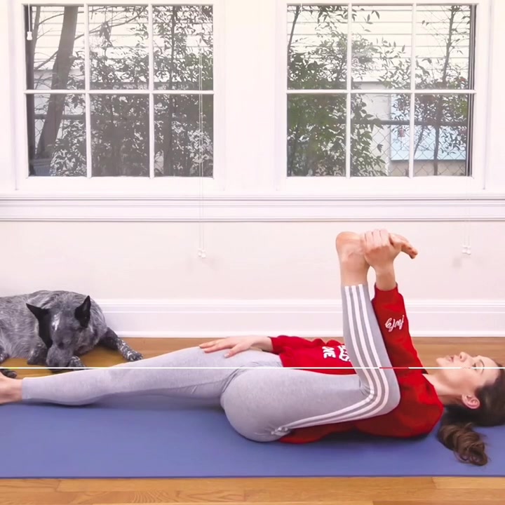 @Yoga With Adriene Pratice