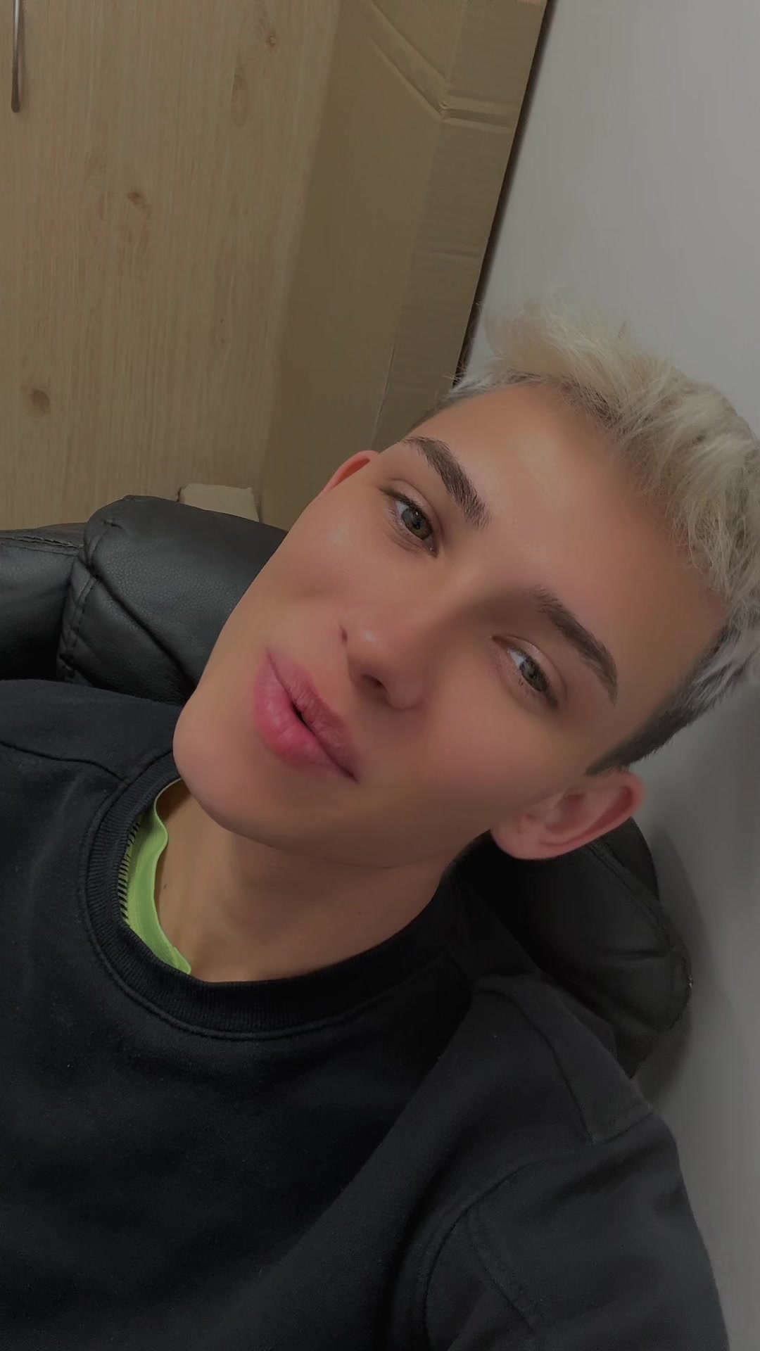 @Adamekkk