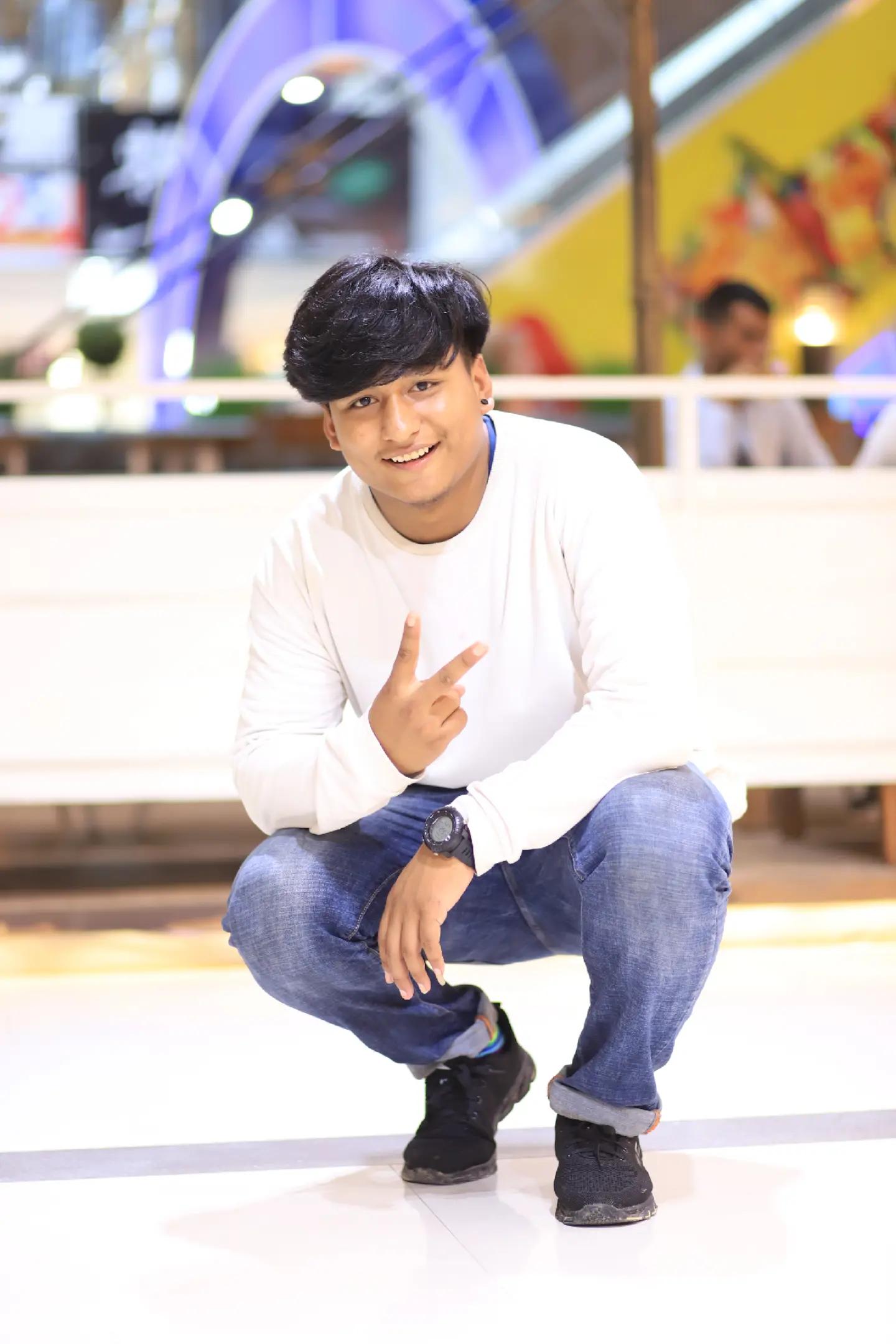 @Roshan Shrestha