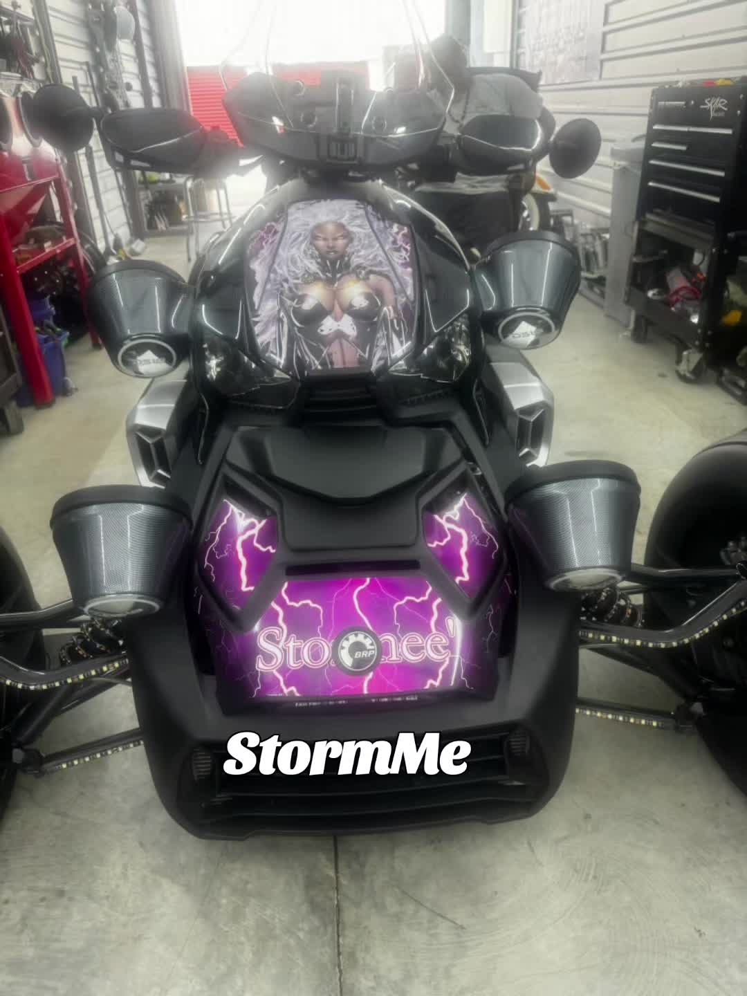 @STORMEE'