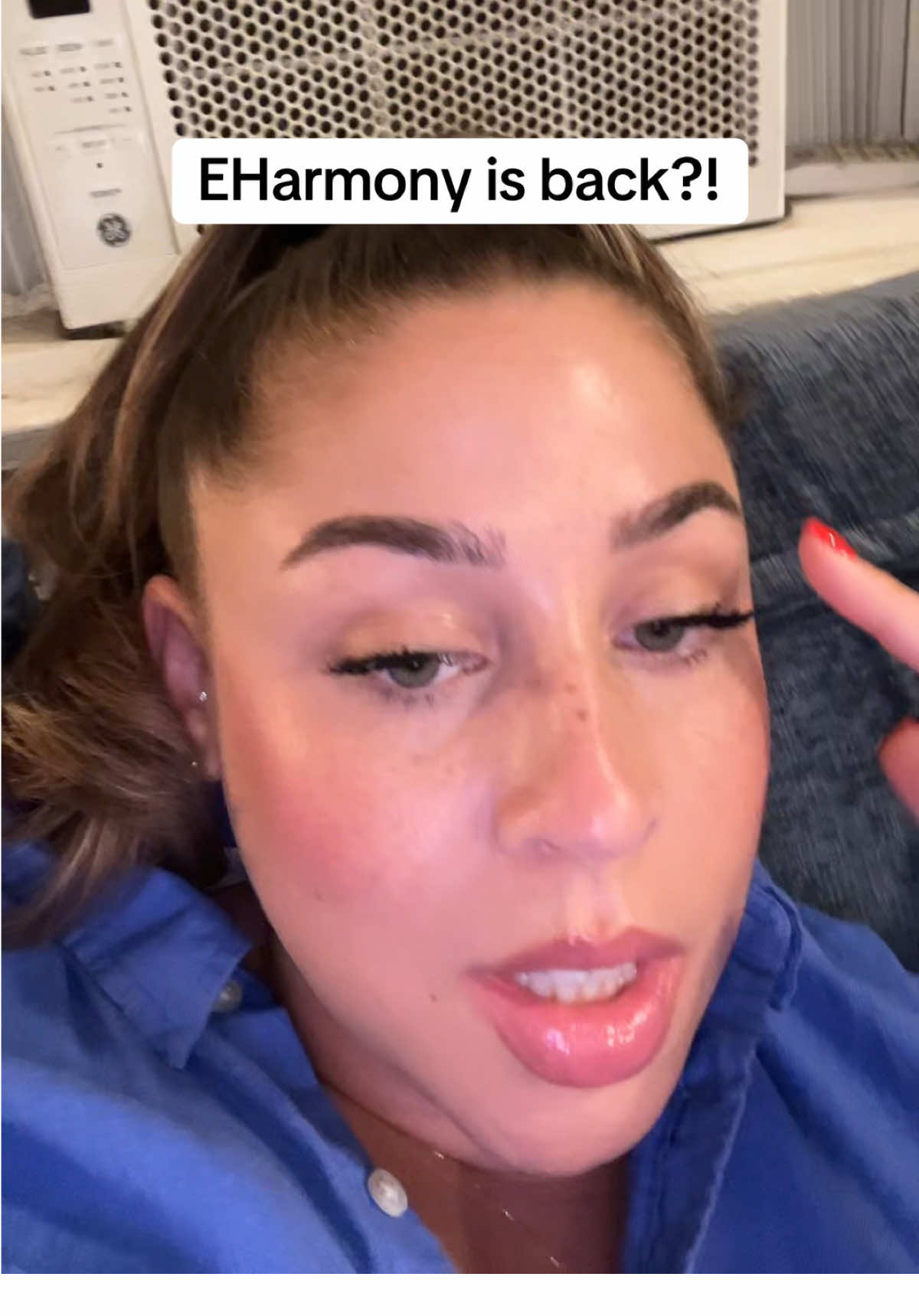 @zoefromtheinternet