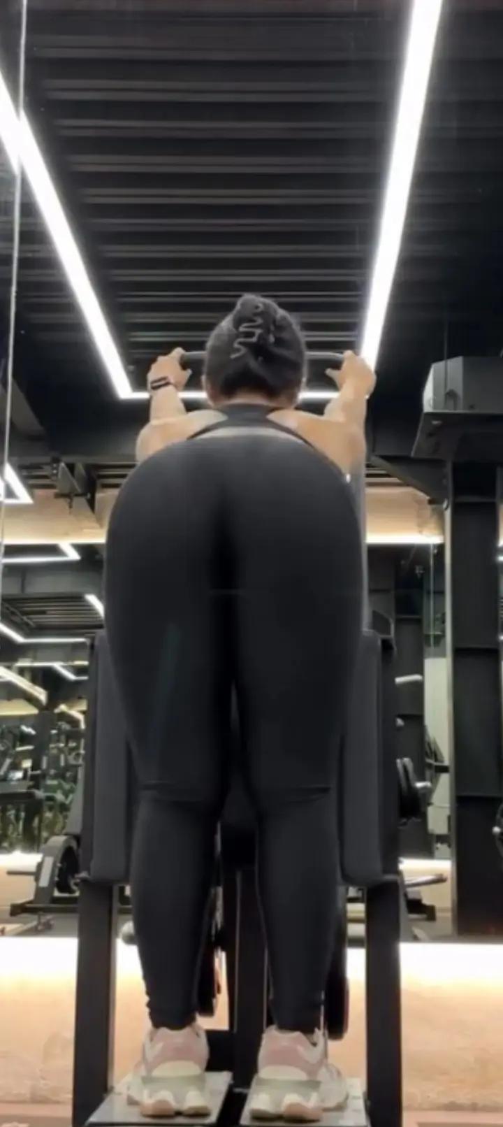 @vey_divinefem...