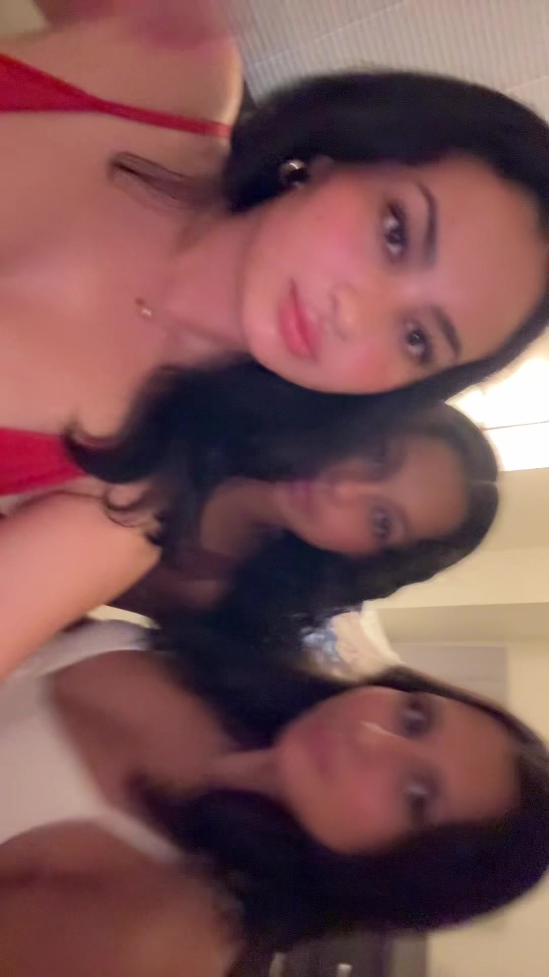 @clarabella1888