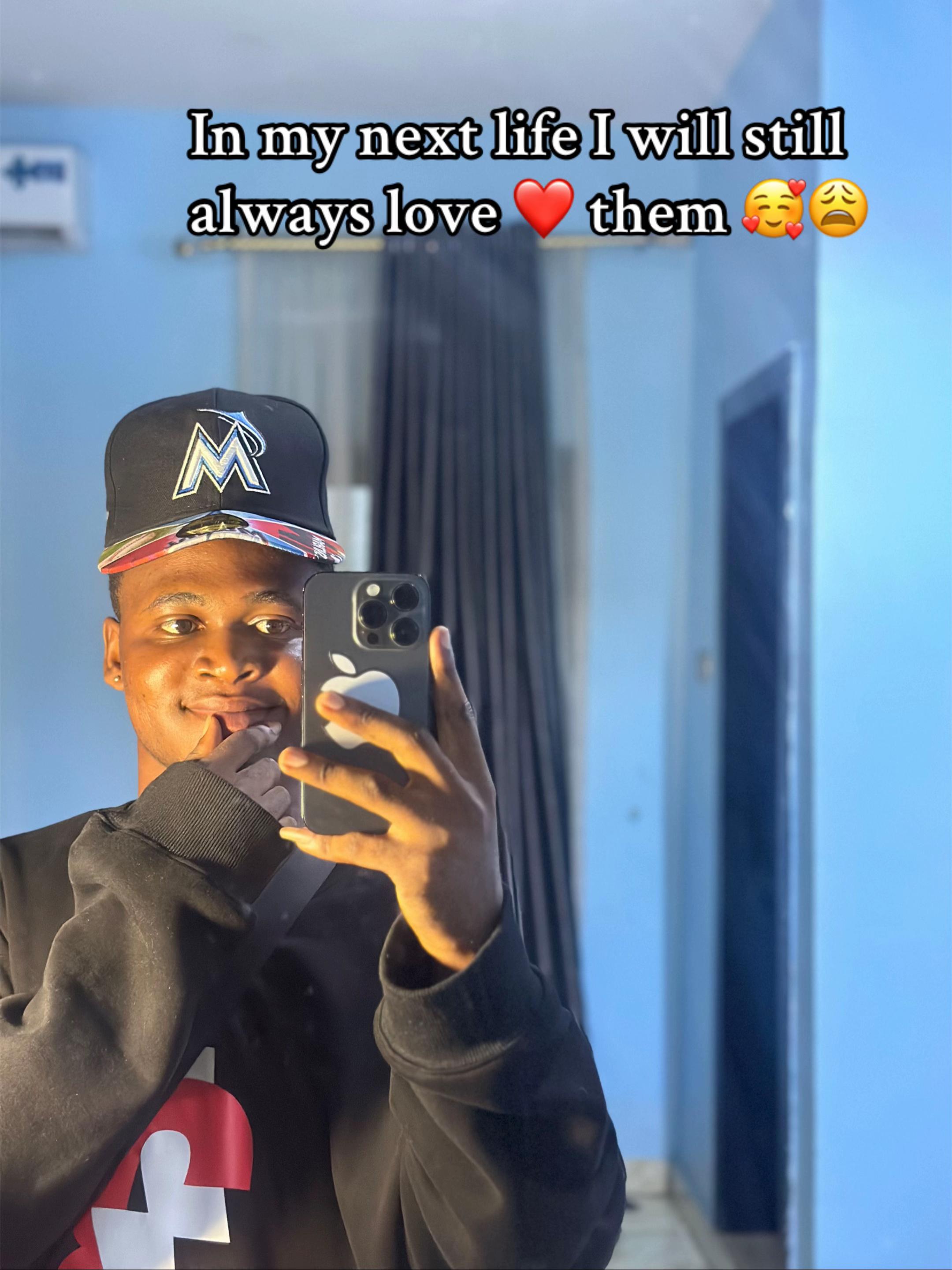 @Short man 🦅