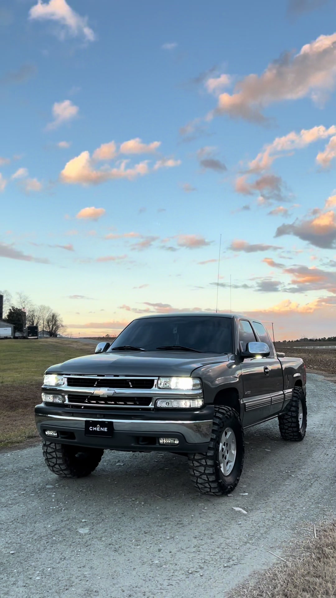 @luke.den©️