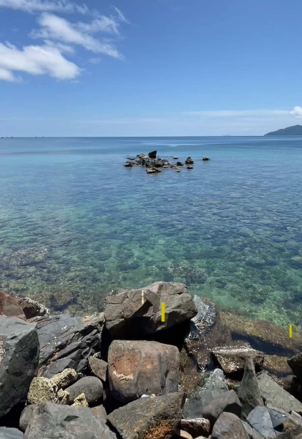 @lemukutan_island