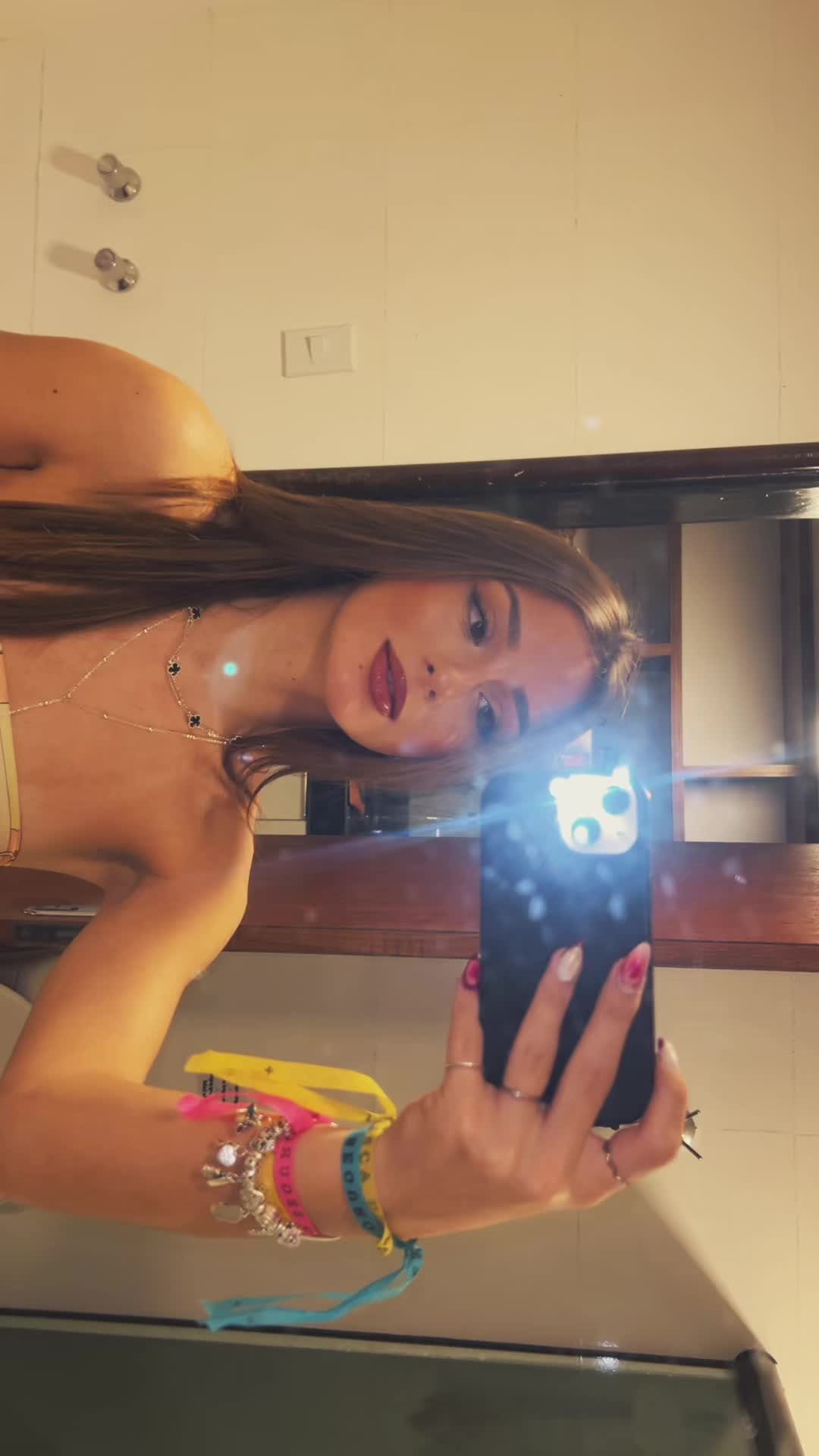@aynaraqws