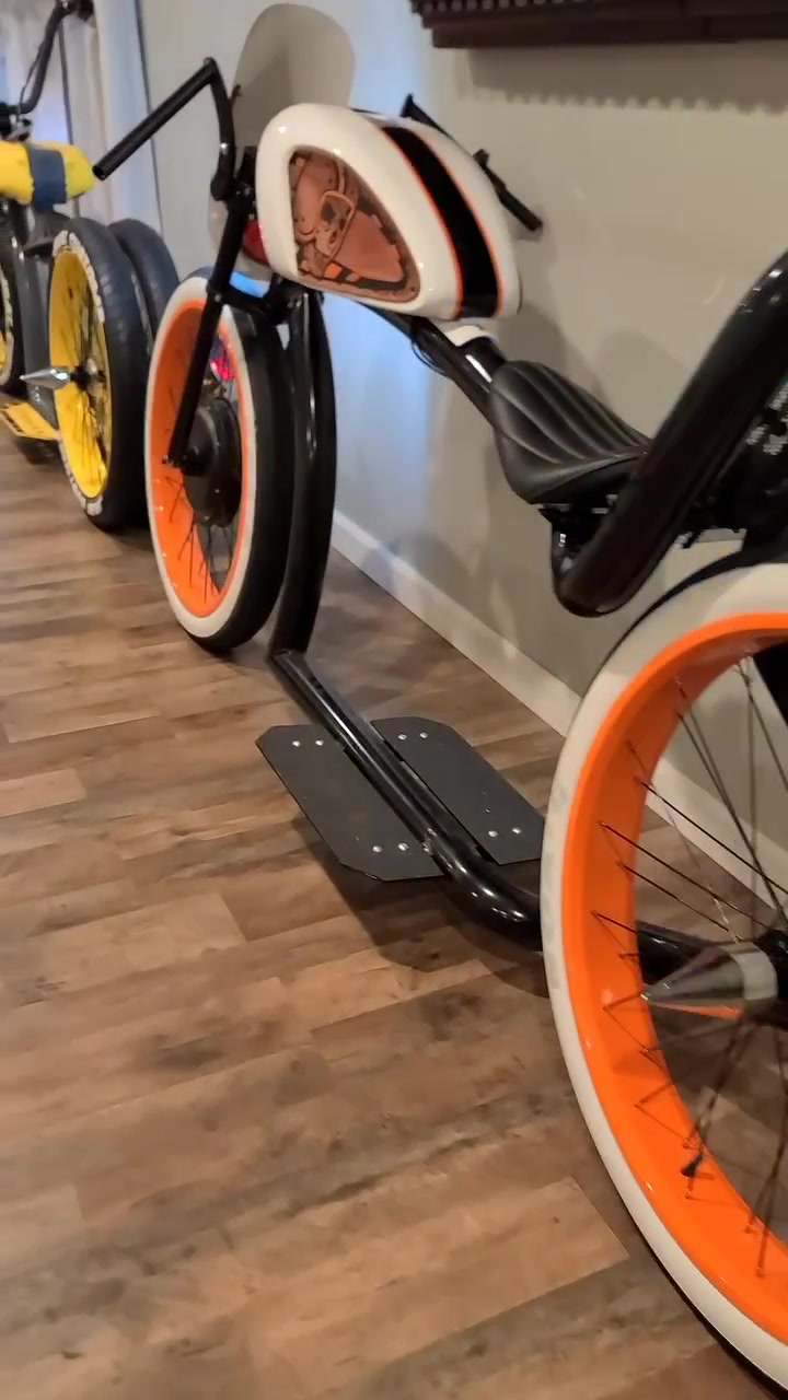 @Jrat Custom E-Bikes