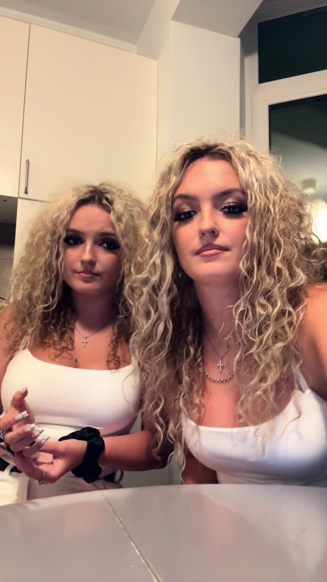 @🖤Ioana&Maria🖤