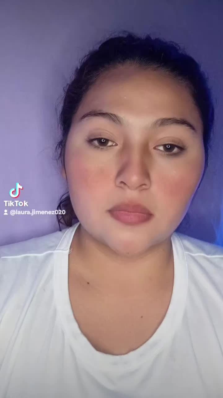 @LAURA JIM&Eacute;NEZ