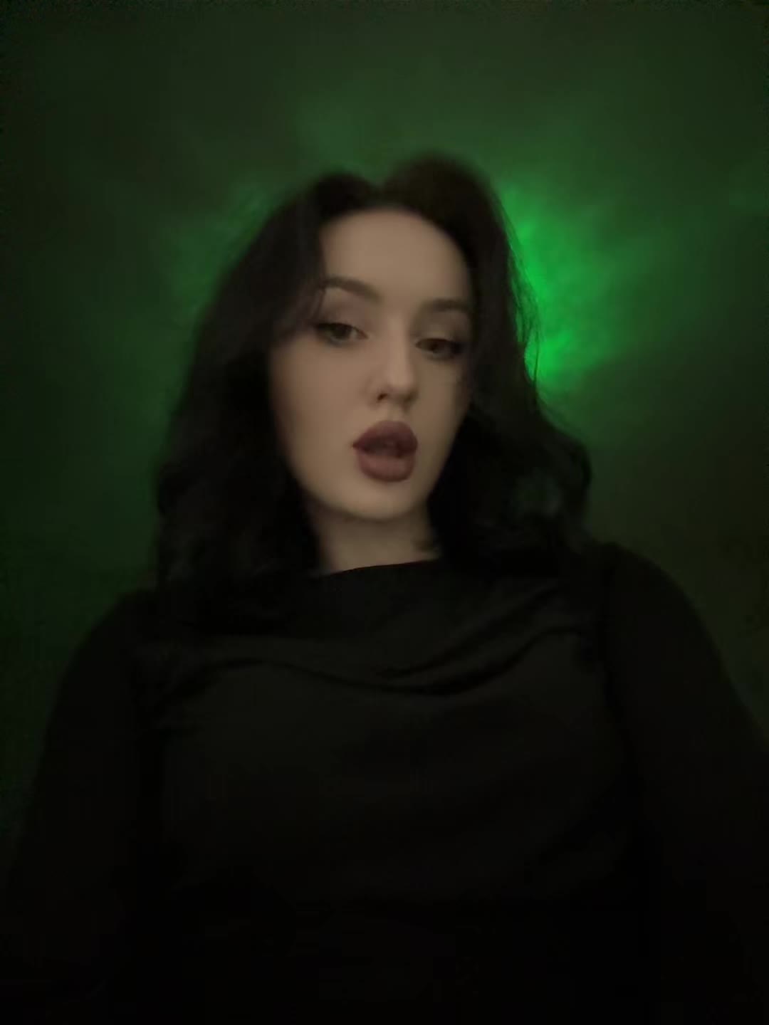 @yourunlovedgirl ❤️&zwj;🔥