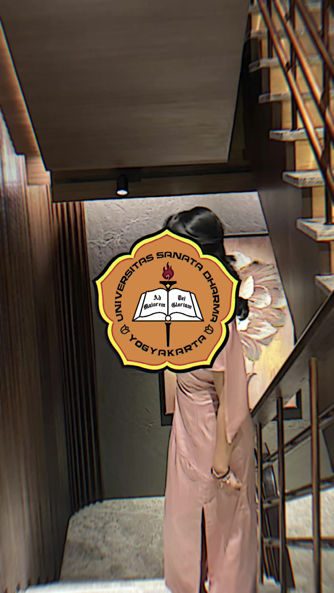 @esther ⋆. 𐙚 ̊