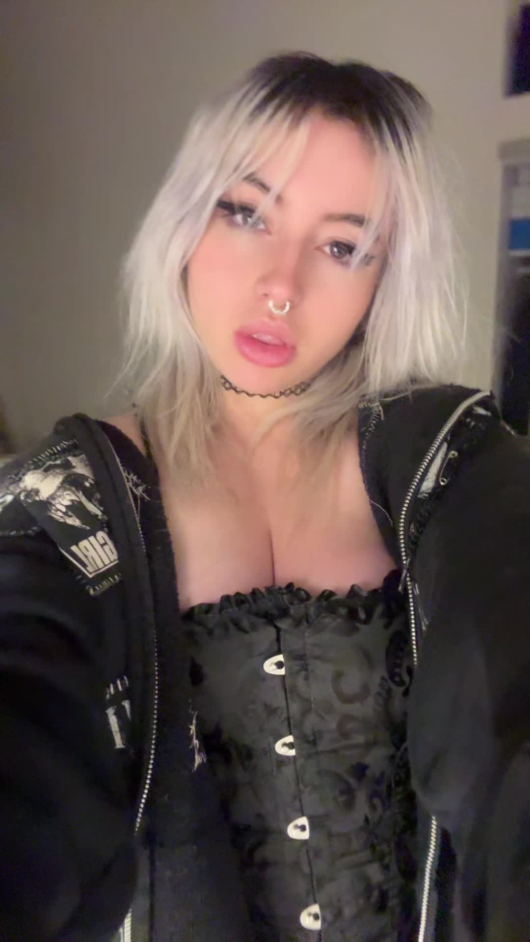 @Goddess Nadia
