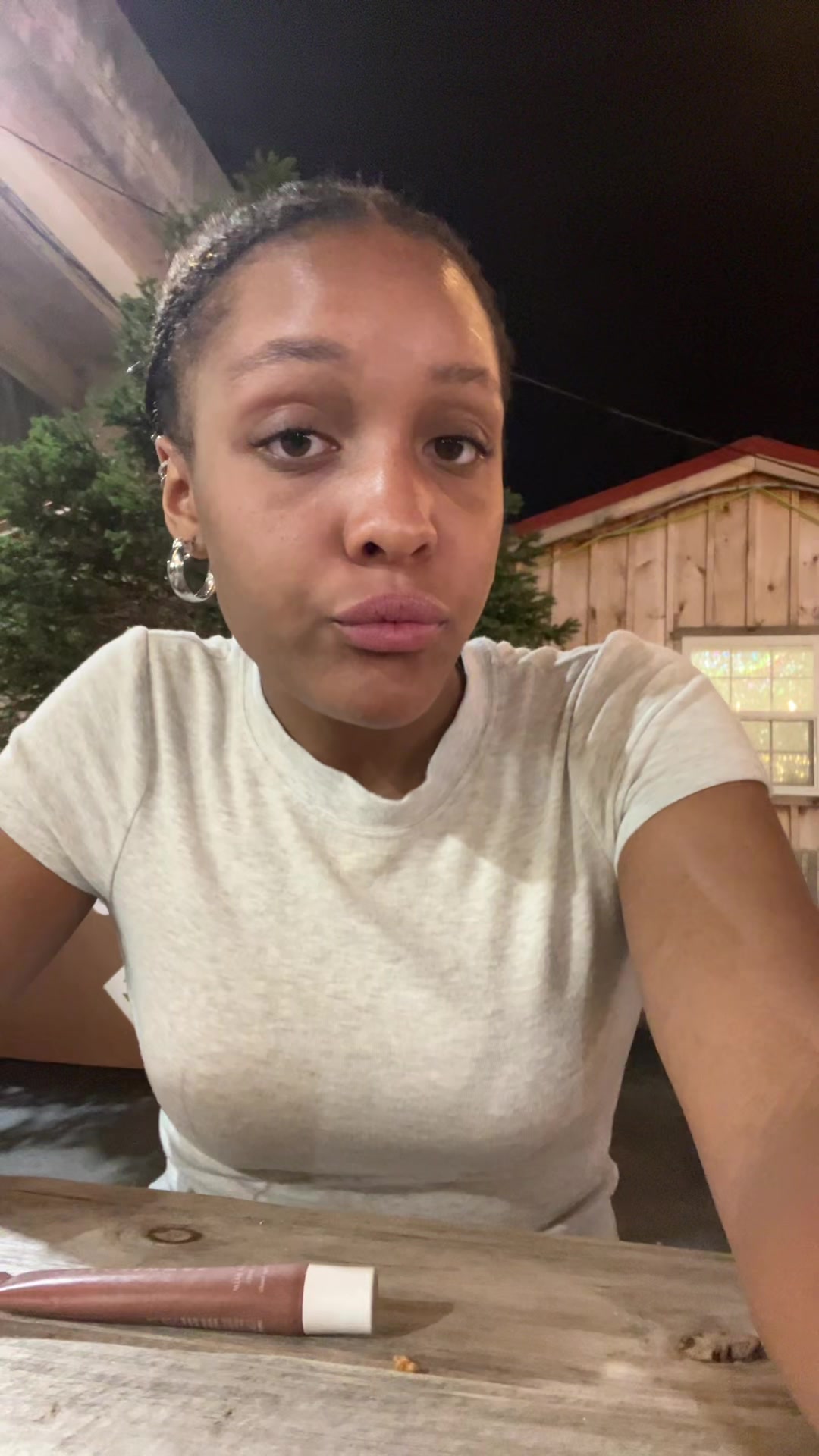 @🤭