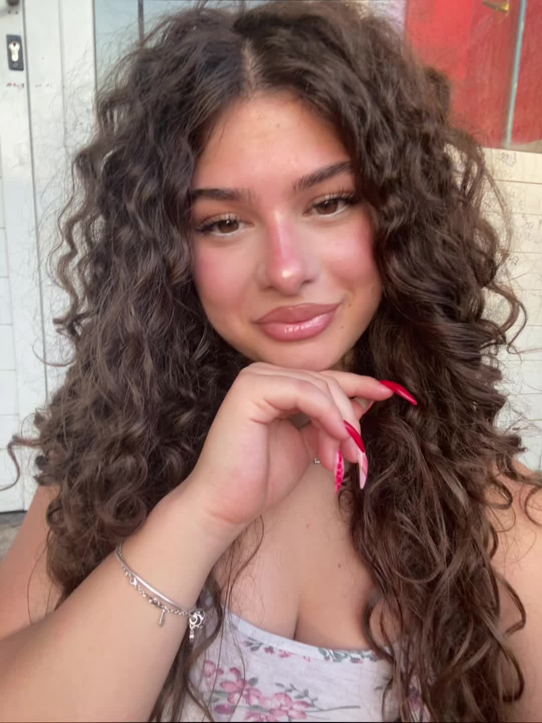 @shanagrimieri