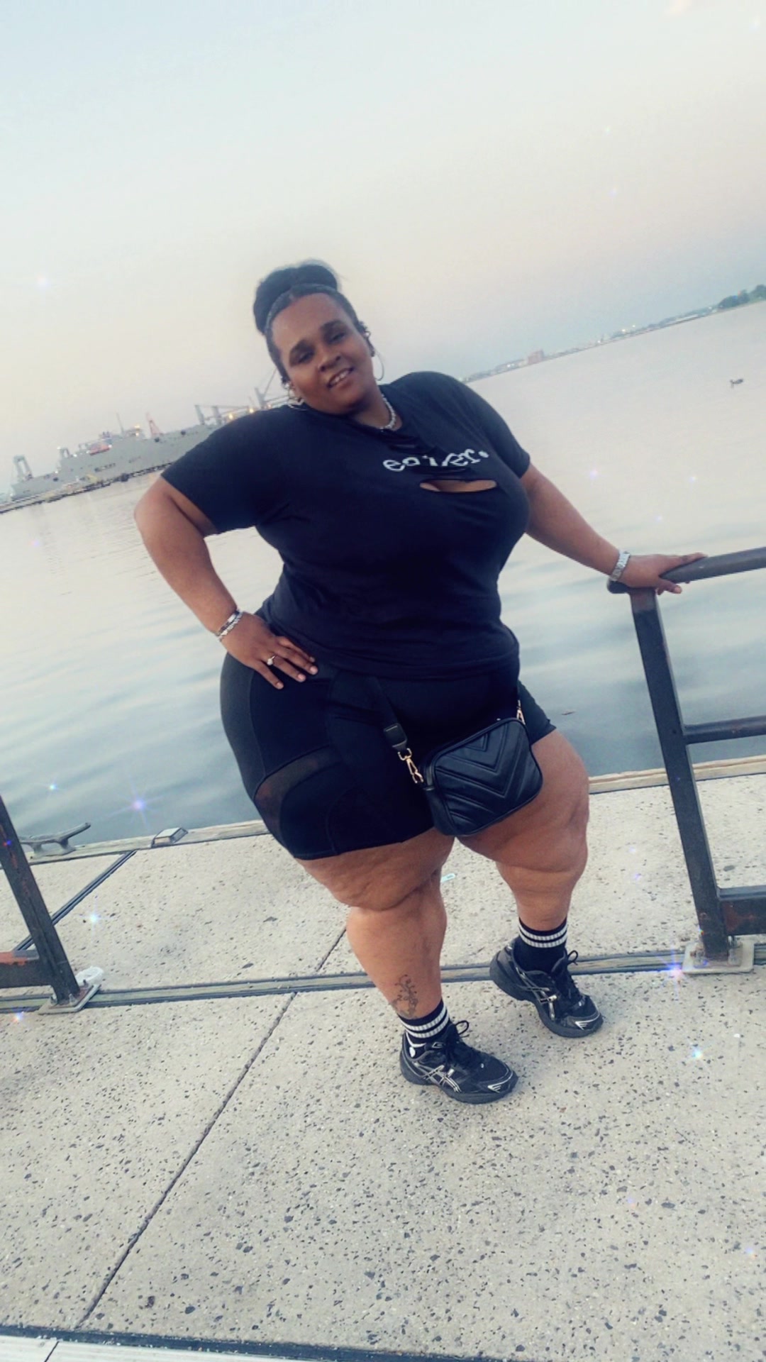 @Noturnal Queen