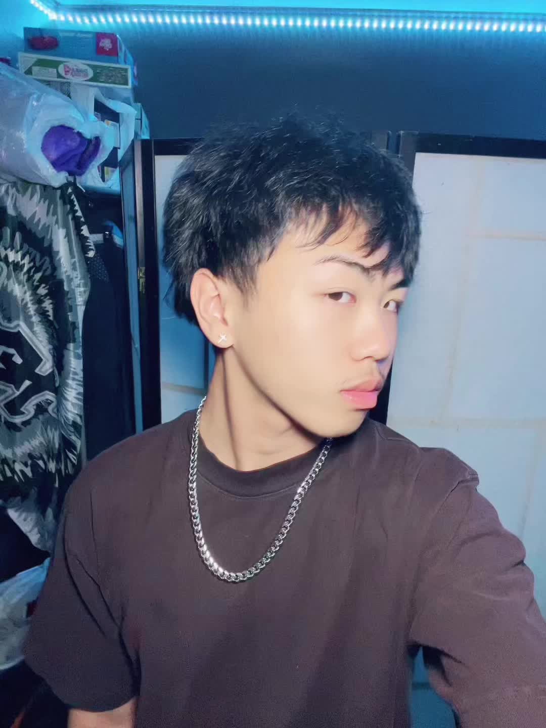 @yajshii