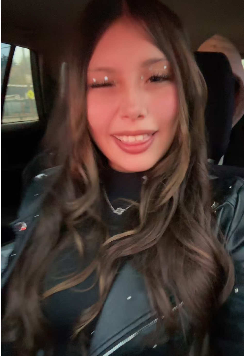 @𝑉𝑎𝑙𝑒𝑠𝑖𝑡𝑎 💫