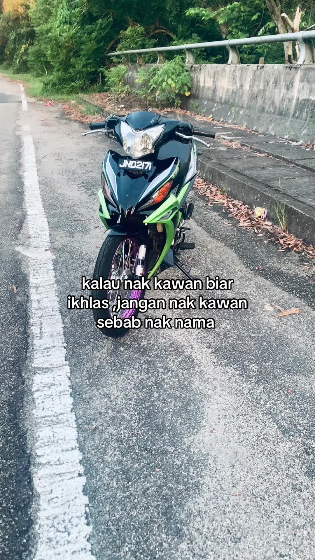 @+011