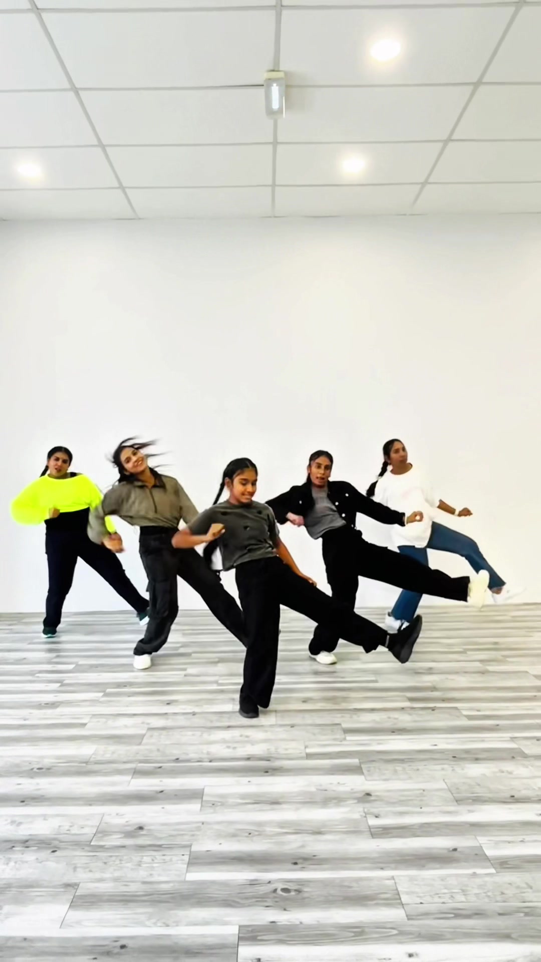 @DNX DANCE STUDIO