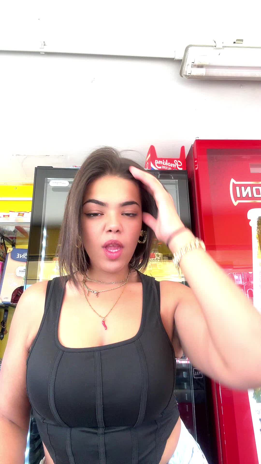 @LOREDANA🖤