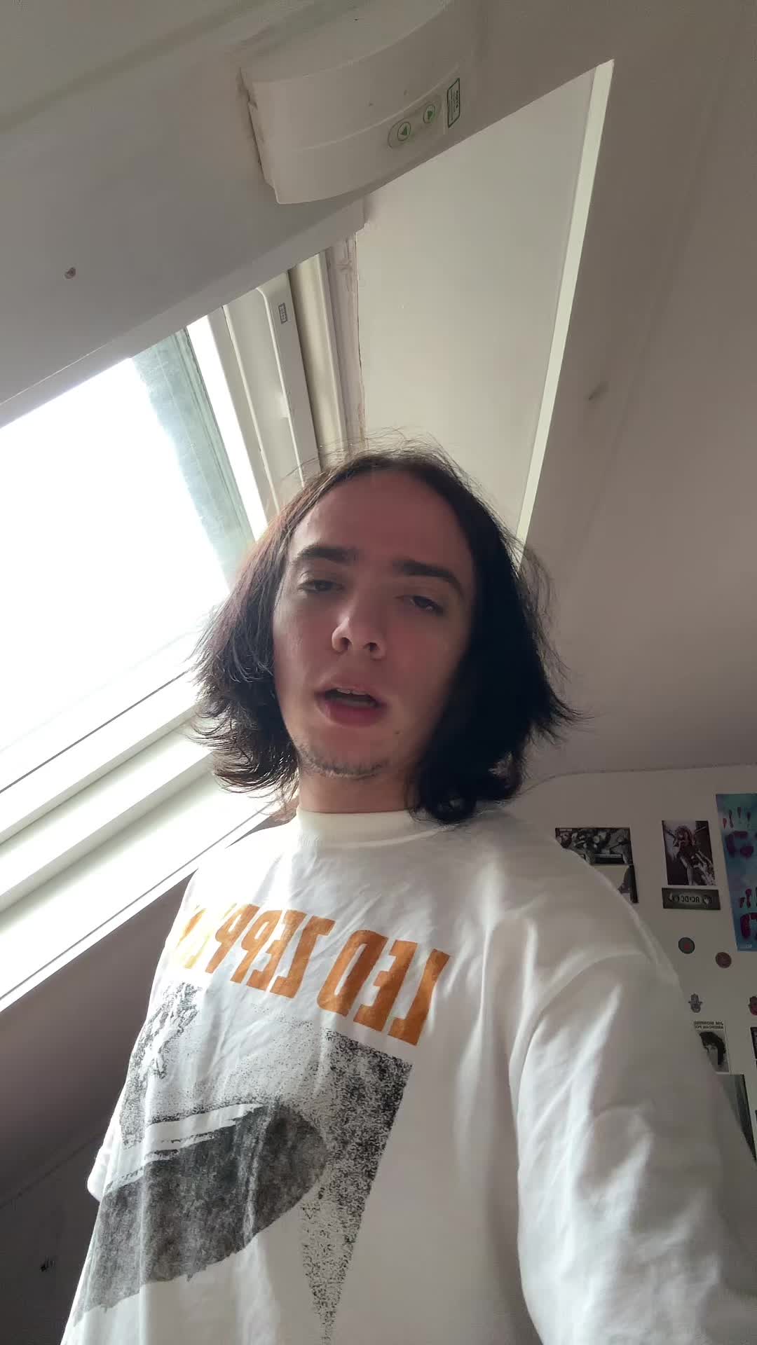 @weirdo