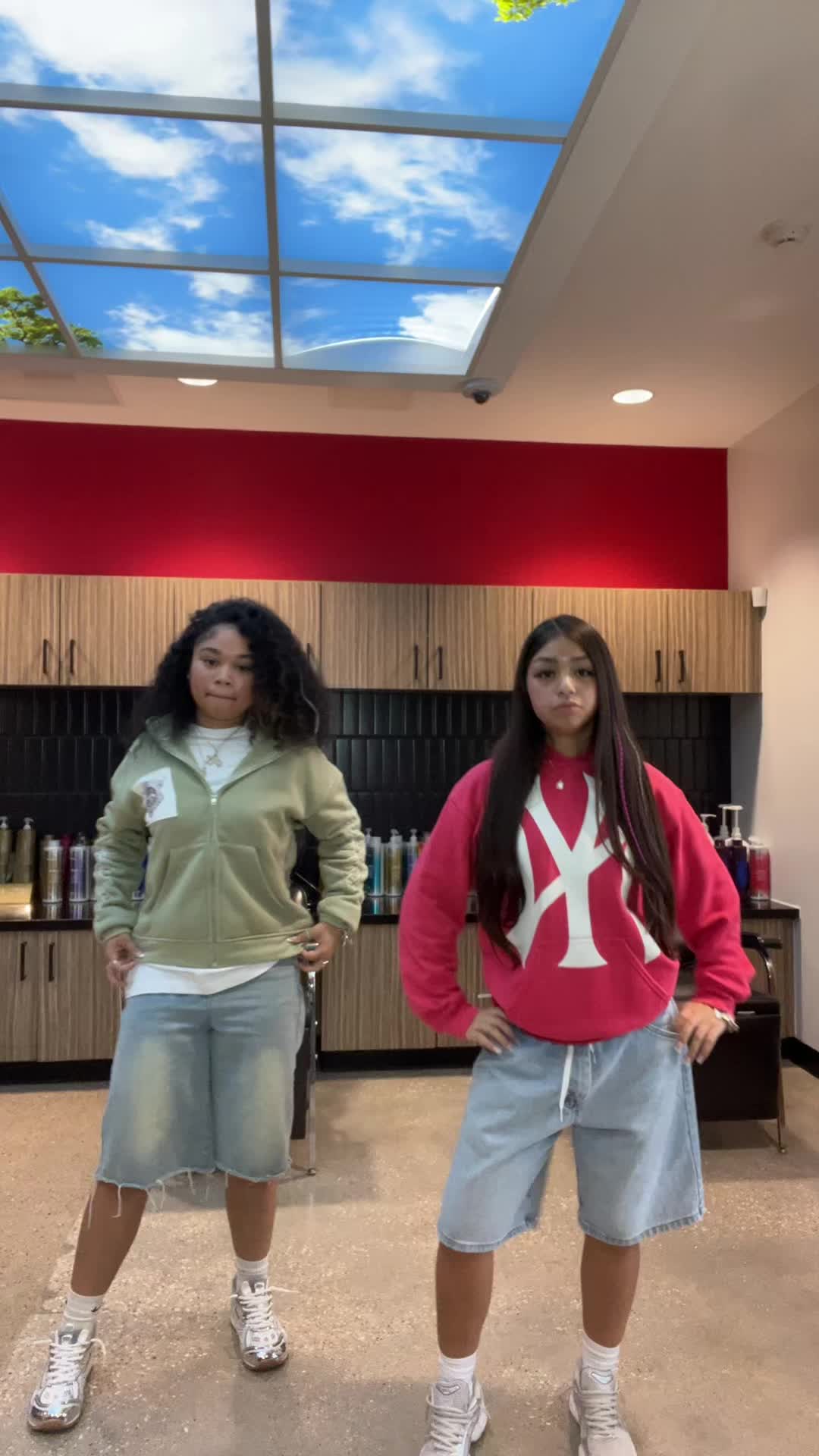 @anaameliii