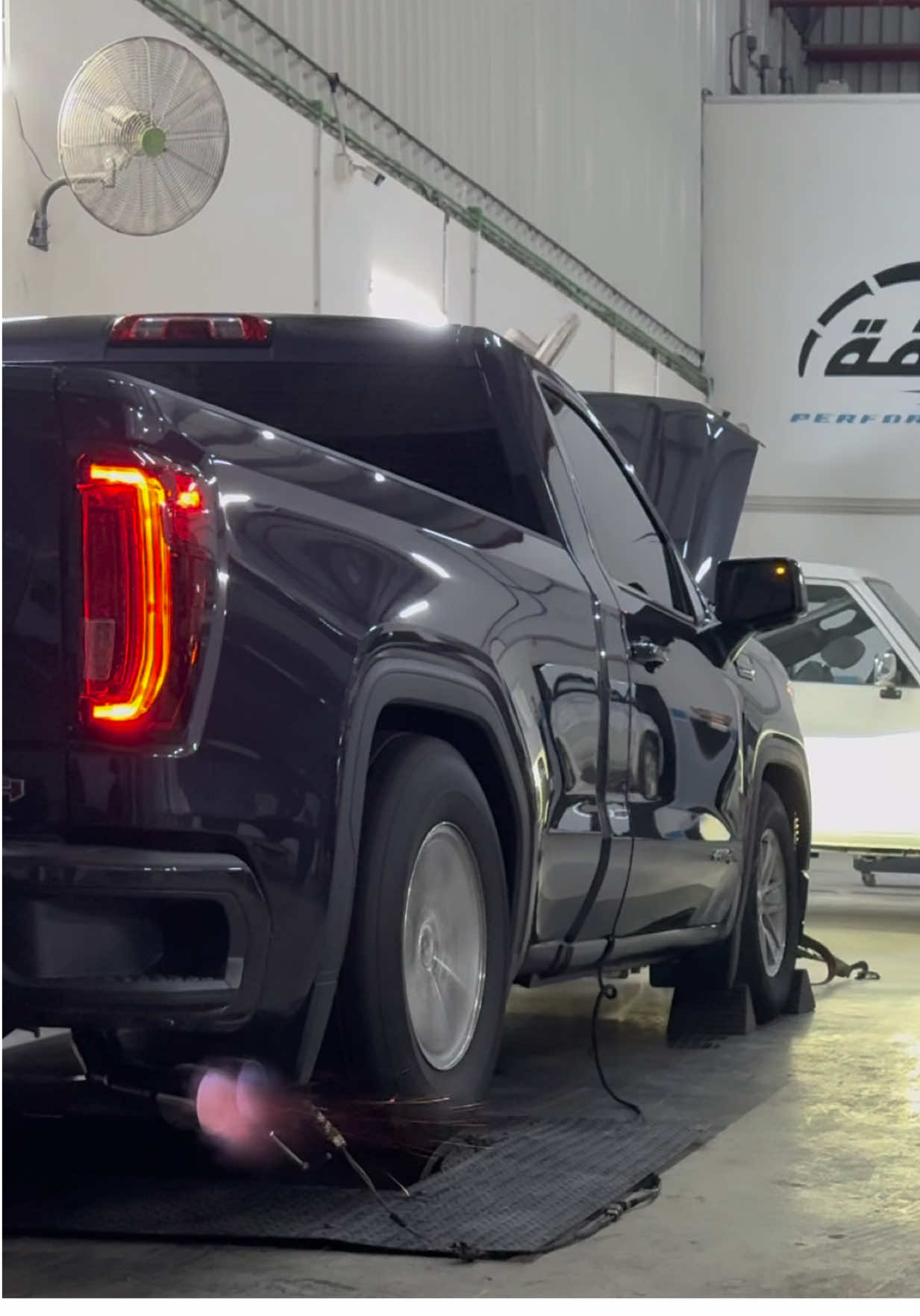 @sr.garage.ae