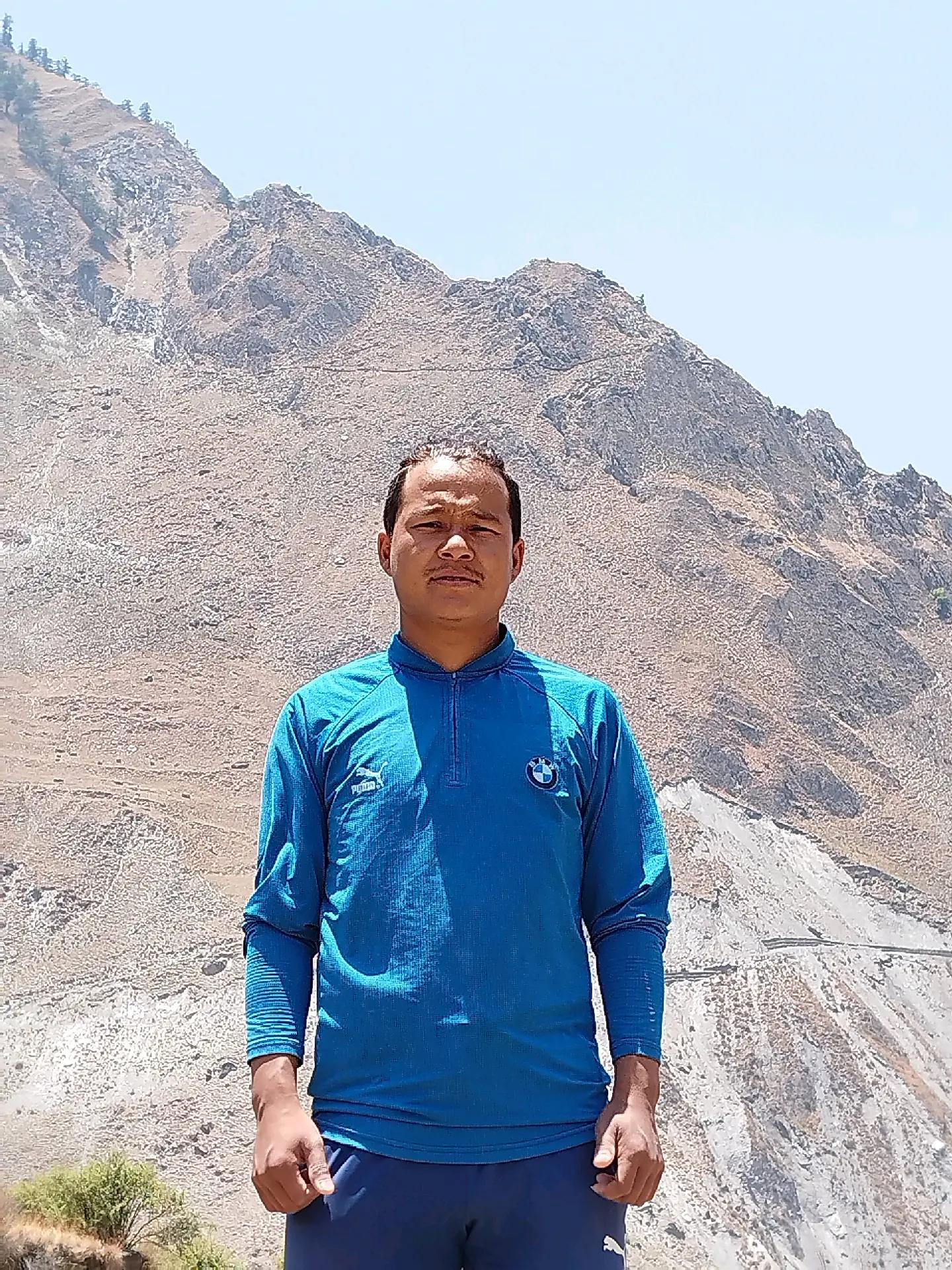 @ブ💪 गोपाल बुढा ❤️
