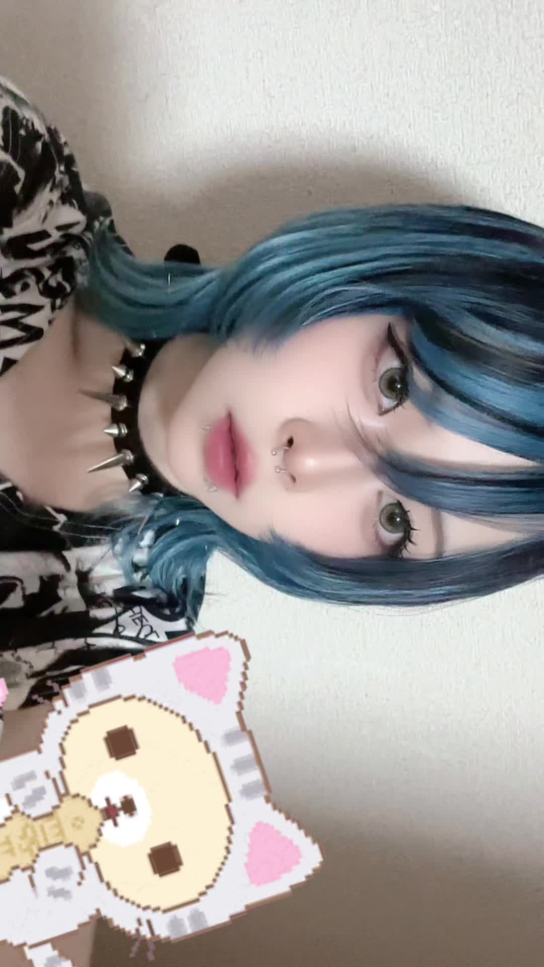 @ウル☦︎︎