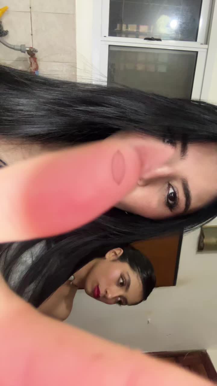 @Carli🖤