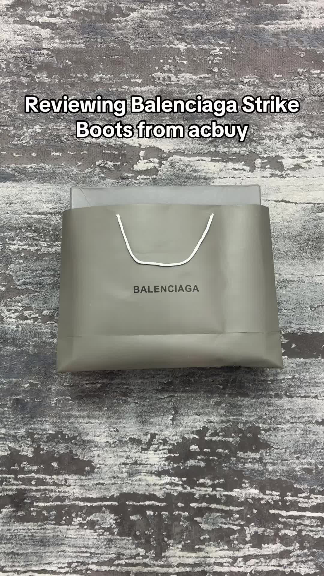 @hobbsfinds