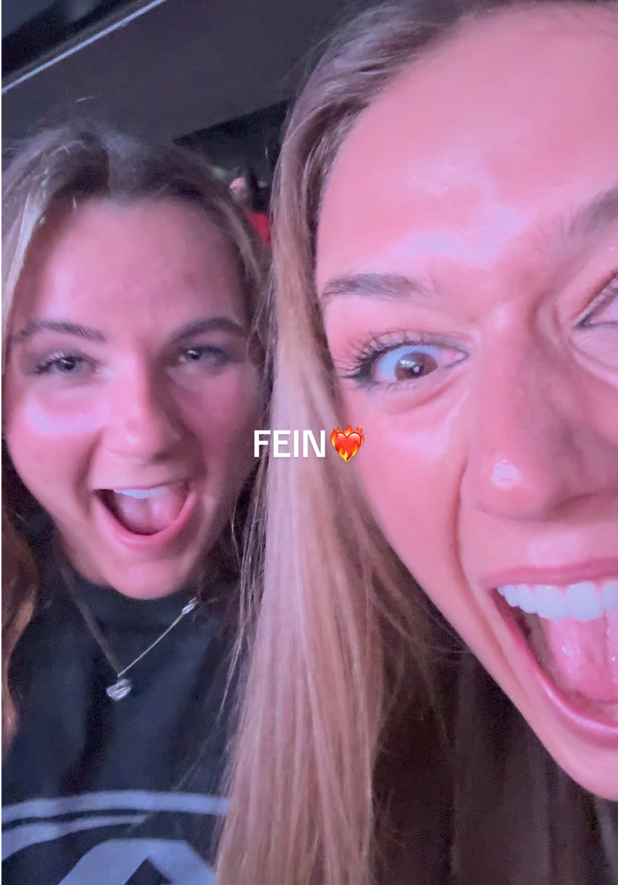 @Anička
