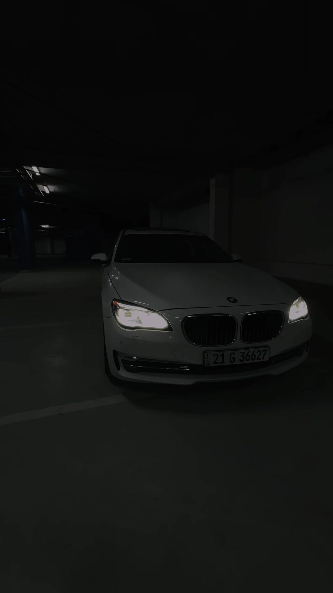 @𝐦.𝐛.𝐫