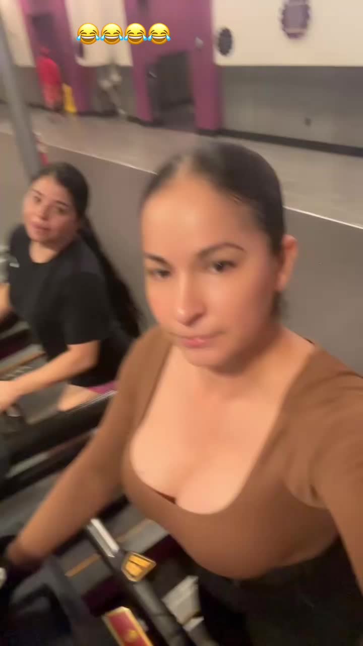 @monyqm7
