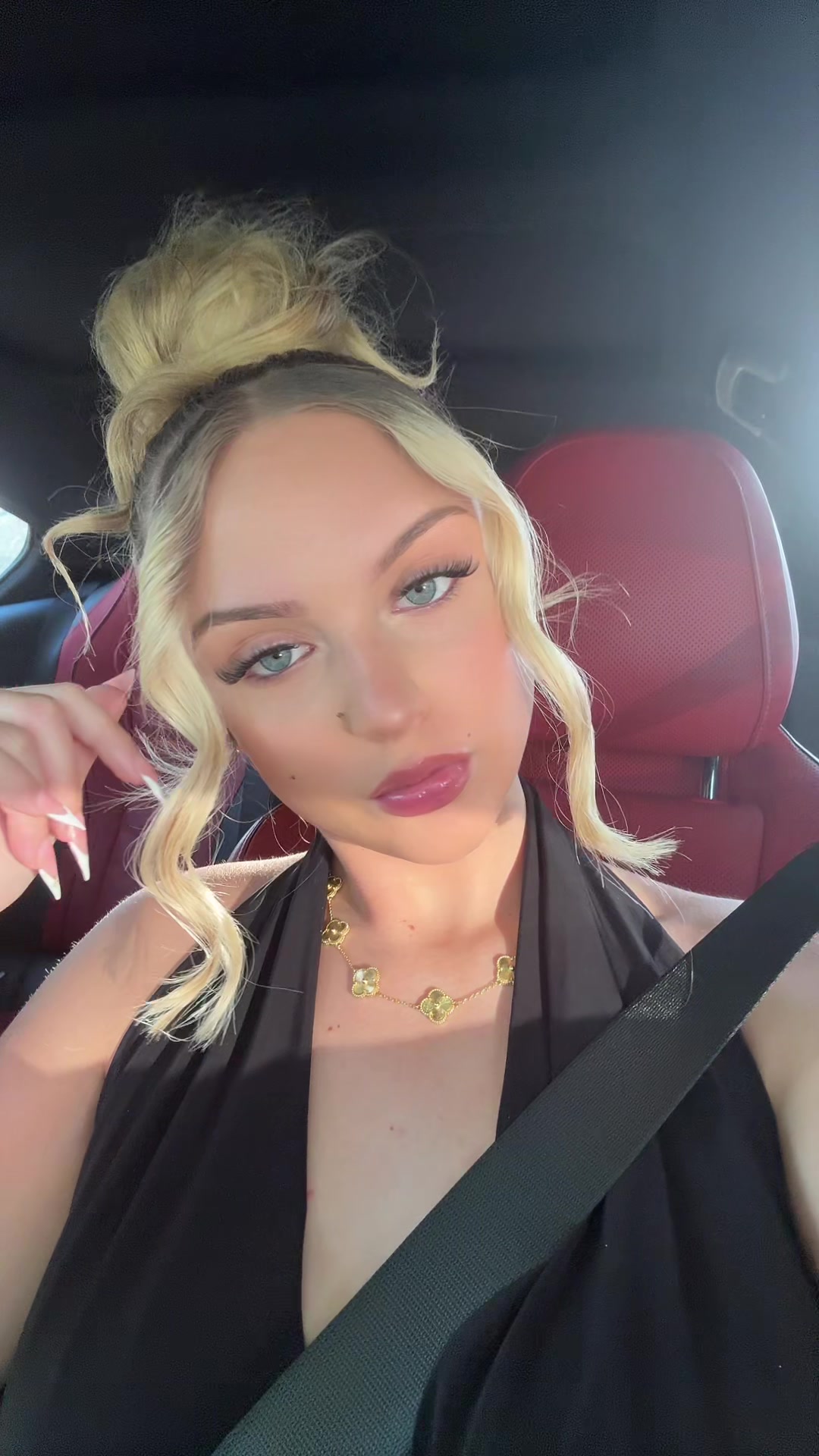 @9loriana