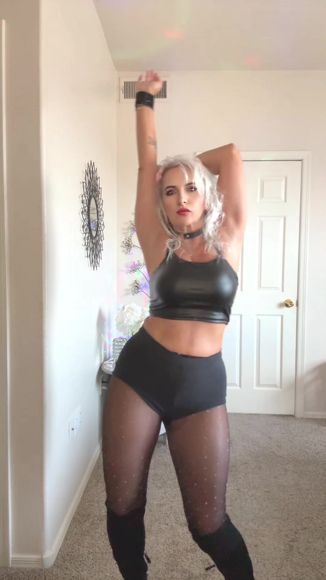 @dance_blondi