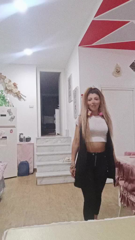 @Bella bionda