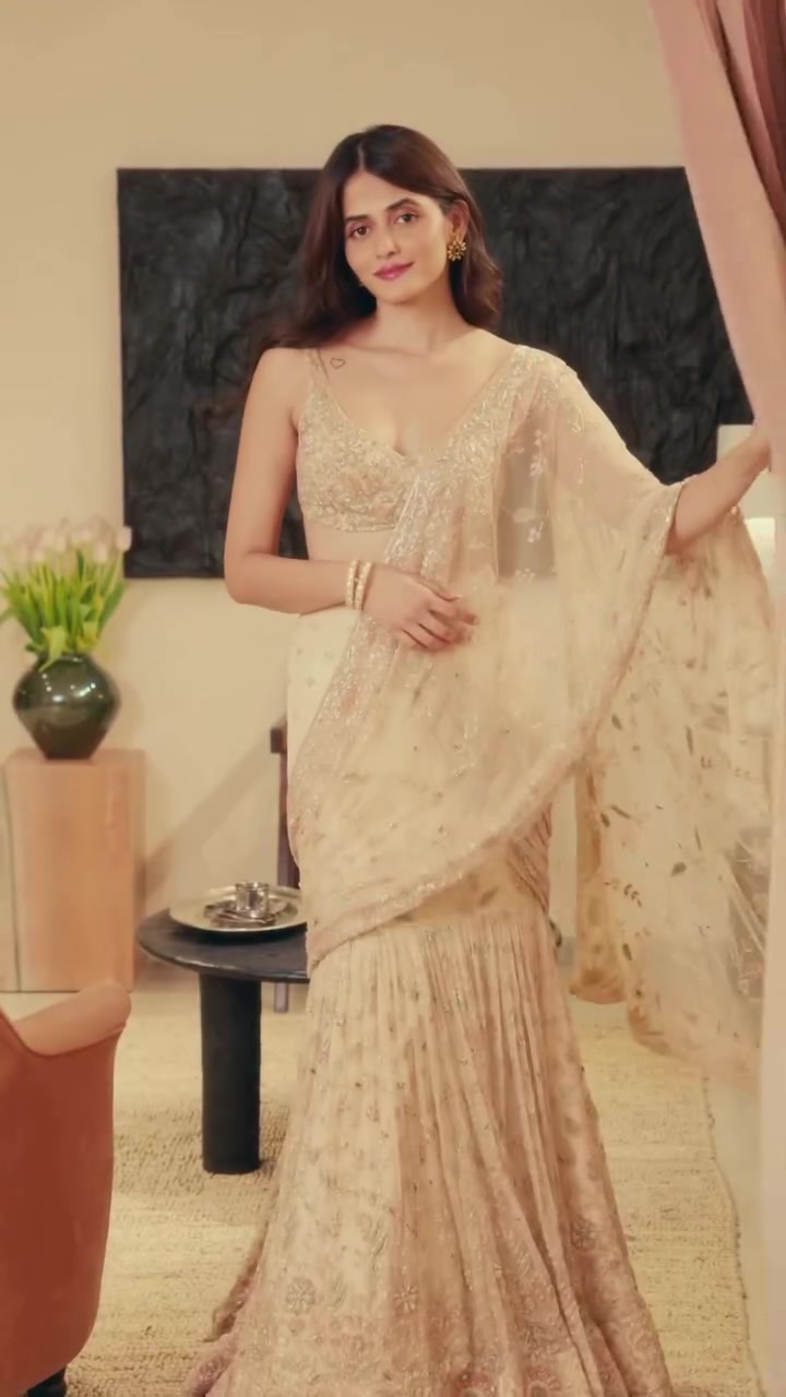 @Amaira Singhaniya