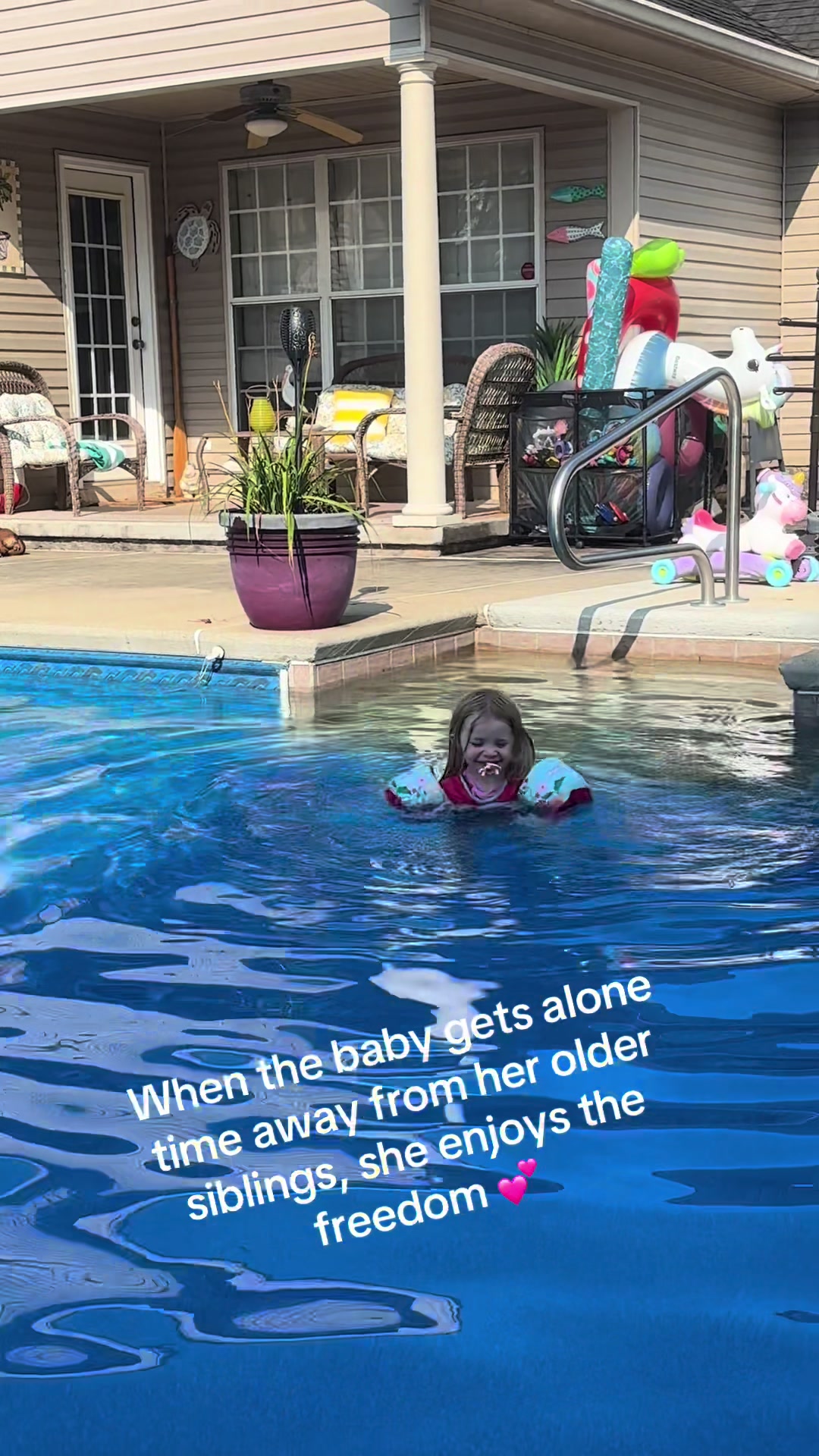@Lauren|SAHM|Travel Agent
