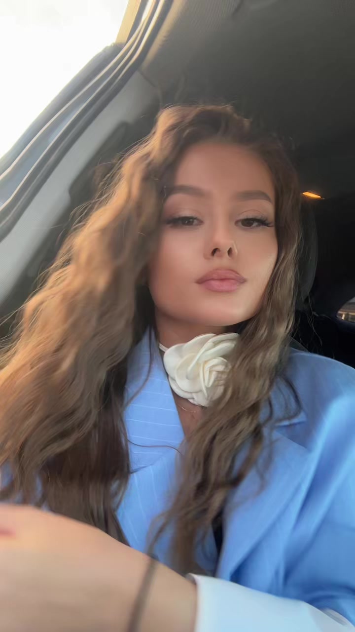 @Oana Larisa