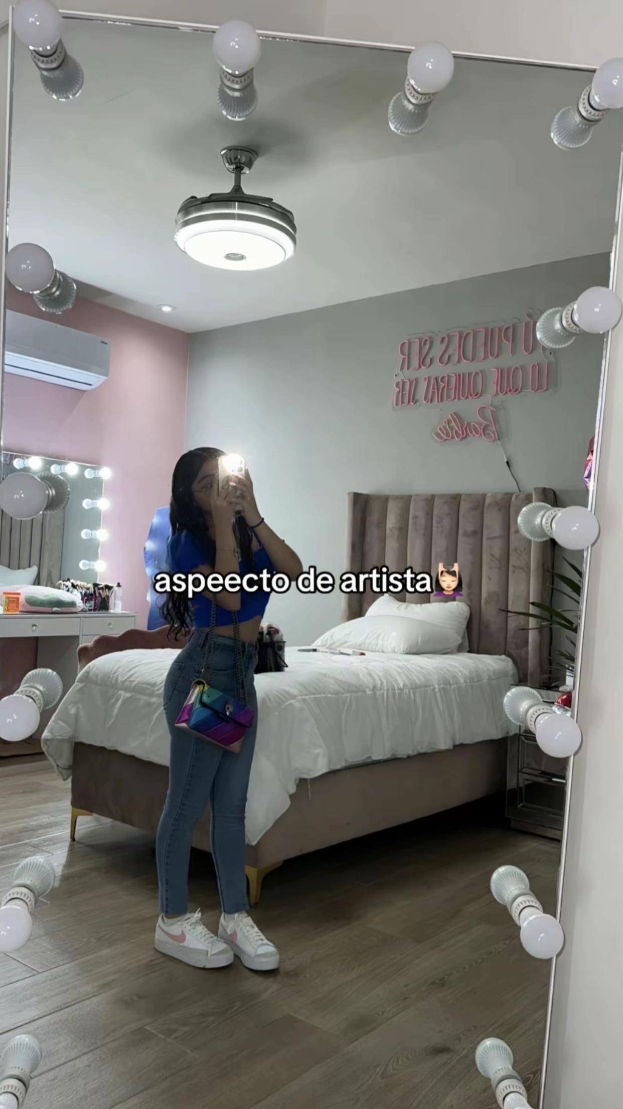 @Isaa skye☻🌠